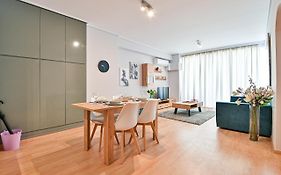 Modern Flat In The Heart Of Port Of Piraeus